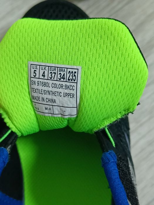 Продам кроссовки Skechers на мальчика