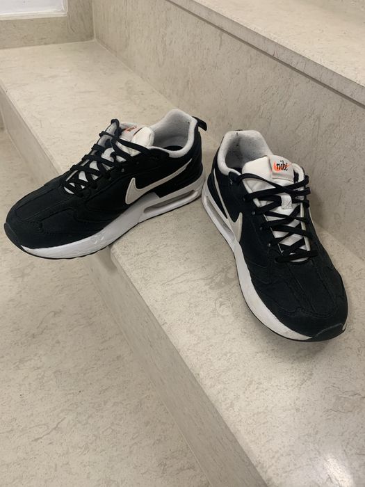 Дамски маратонки Nike