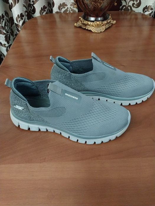 Мужские счекерсы летние 42размер