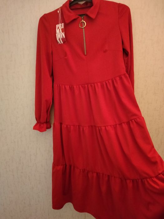 Платье новые на 8000