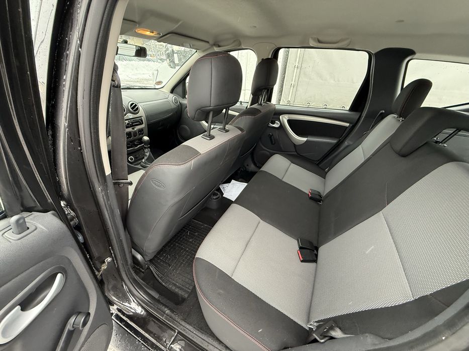 Dacia Duster 1.6 M.P.I 4x4 105cp