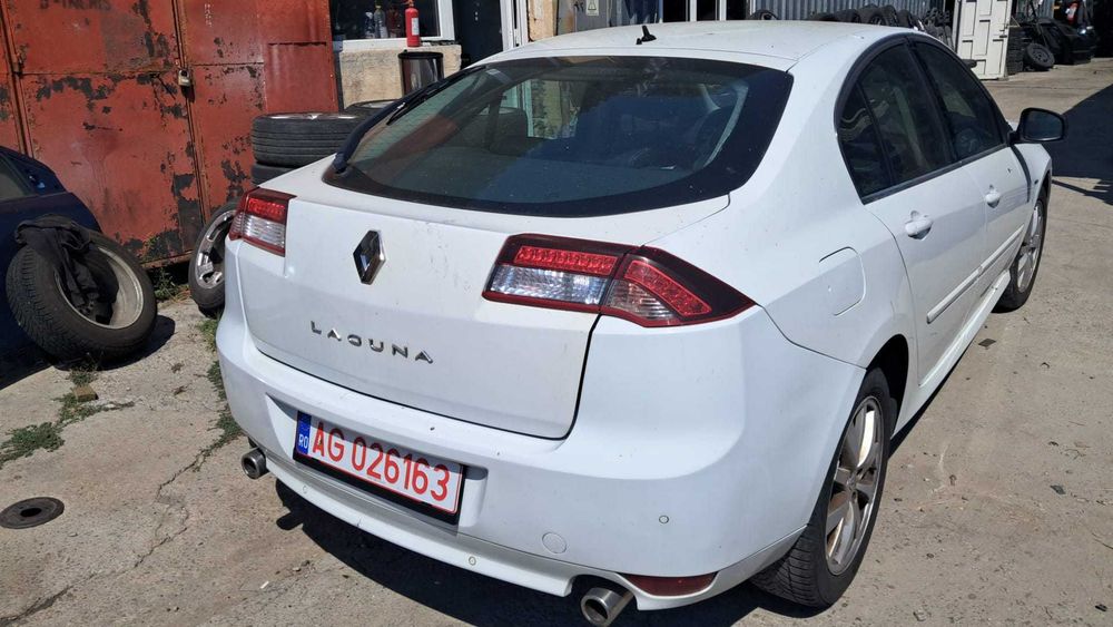 Dezmembrez Renault Laguna 3 2.0 M9R858 an 2013 transmisie manuala 6+1