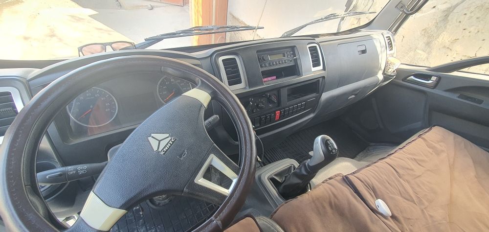 Srochna HOWO  10 tonnalik sotiladi