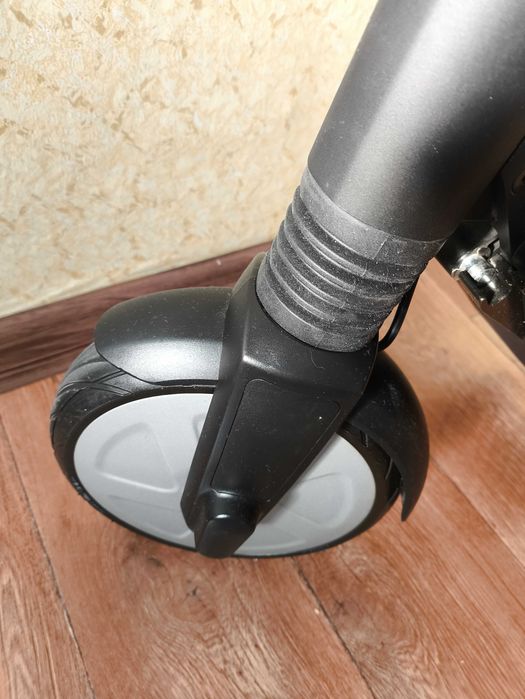 Электросамокат Ninebot by Segway ES2