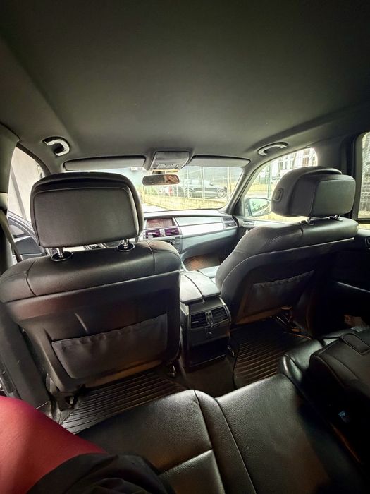 bmw x5 черен джип