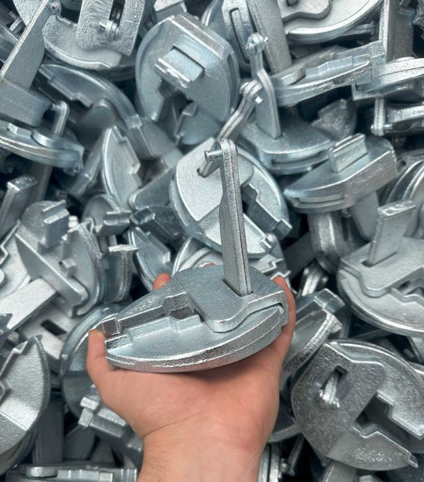 Клиновой замок для опалубки