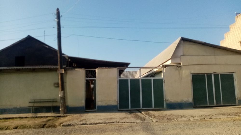 Uy sotiladi narxi 40000$