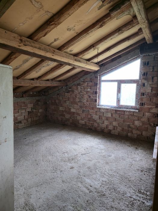 Продавам къща в с. Ясеново (Казанлък)
