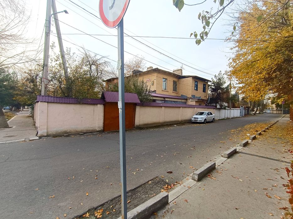 ул.Таллимаржон ор-р №158 Школа 2 +\1\2 Высокопотолочка 66м2 Двор Гараж