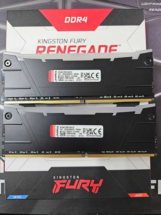 RAM Kingston Fury Renegade RGB 2x16 GB