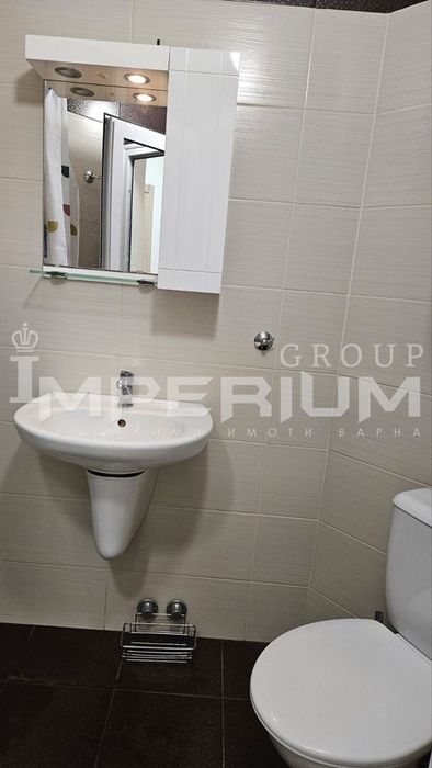 Дава се под наем Двустаен апартамент в Варна, Базар Левски - 65 кв.м за 357 € - Снимка #7