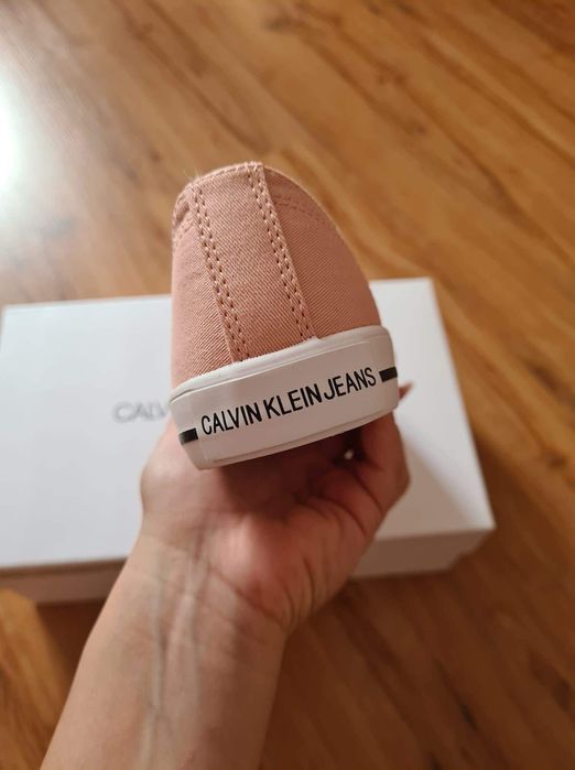Обувки Calvin Klein