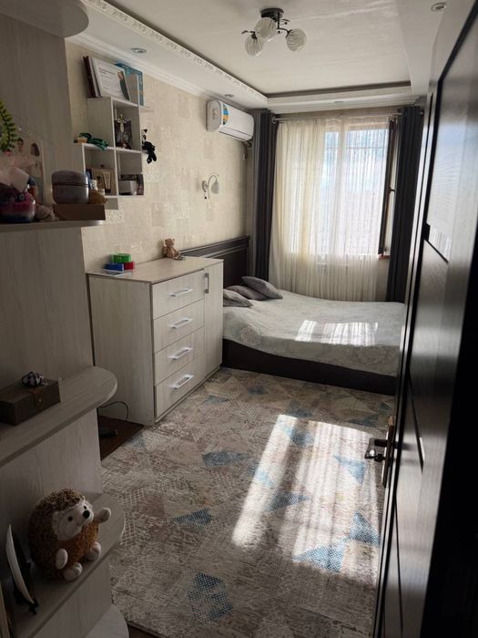 Продается 2 переделанная в 3 комнатная на тузель