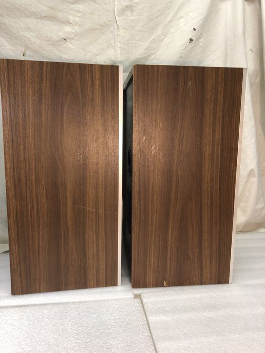 Jamo 155 Тонколони