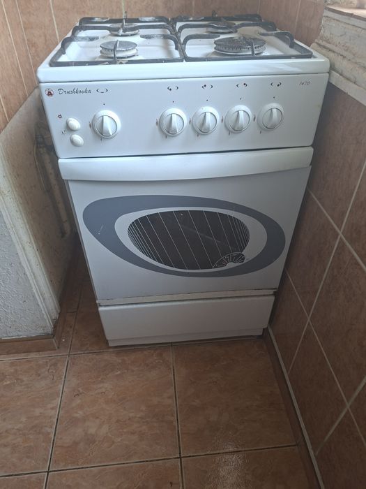 Газ плита сотилади