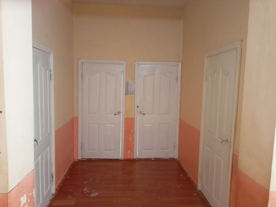 5-хонали котеж узок муддатга ижарага берилади