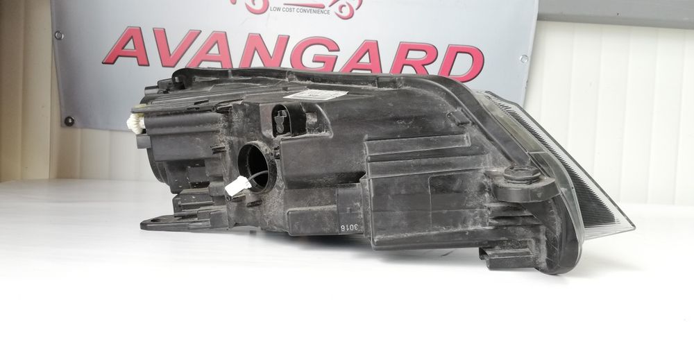 2 броя ляв фар Skoda Superb 3 (2015-2024)