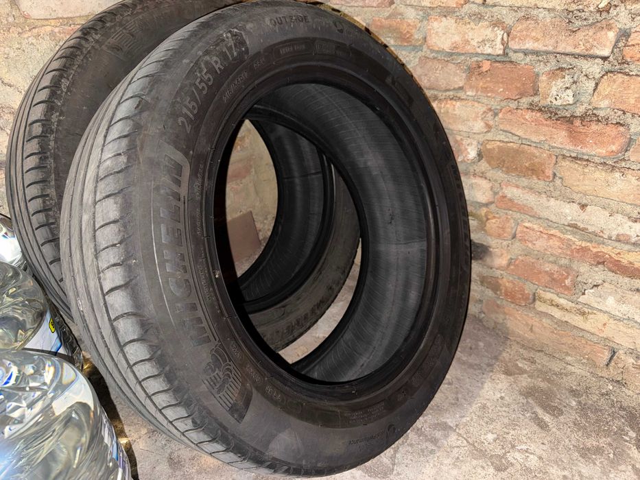 Michelin Primacy 4 215 55 R17 98W XL