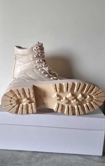 Papuci Guess, originali, marimea 37