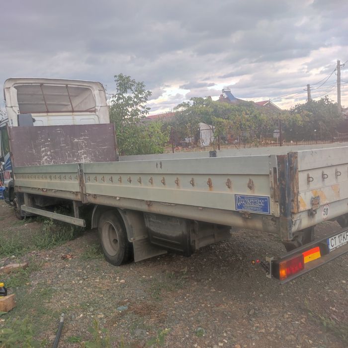 Iveco eurocargo cu obloane