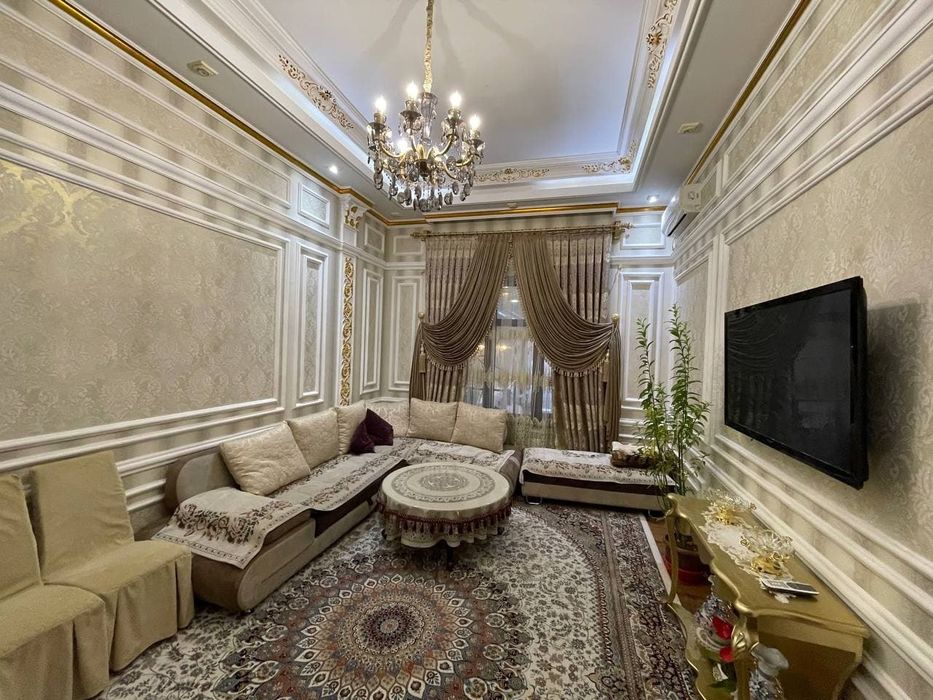 Срочно сдаётся шикарная дом в центре города