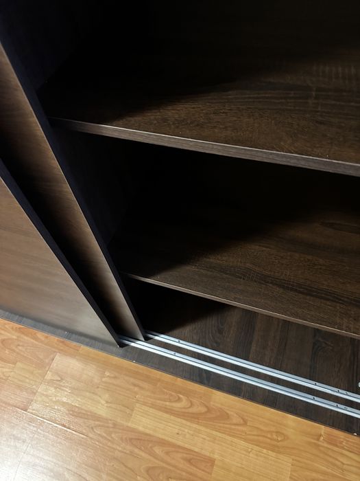 Dulap - Dressing, culoare maro, usi glisante, zona Tineretului