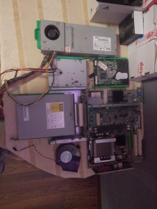 Vand pc dell model vechi ani 1997-2008