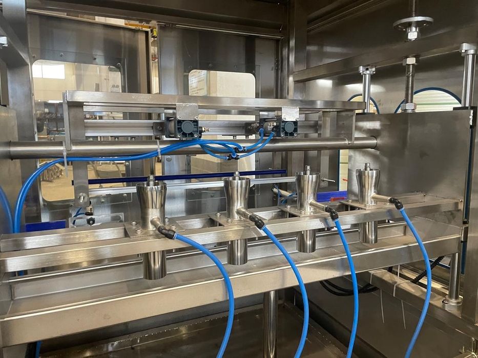 Бутилираща машина за бутилки от 5л- 10лл