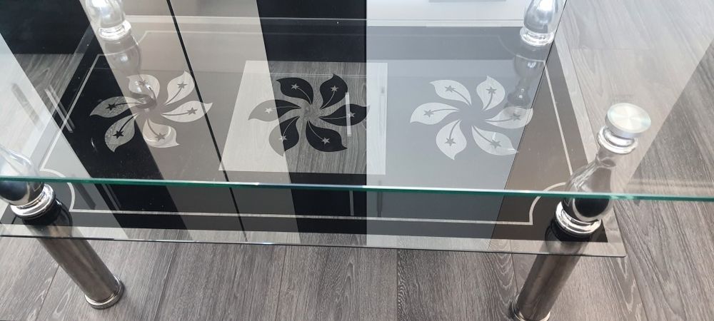 Masa din sticla pt cafea