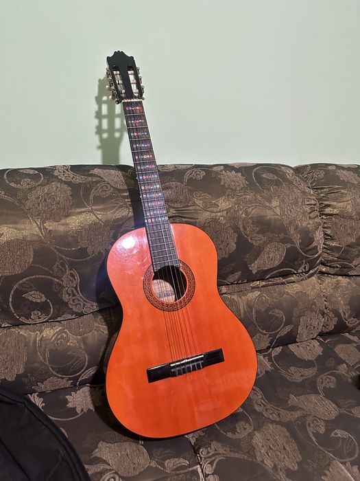 Классическая гитара + чехол