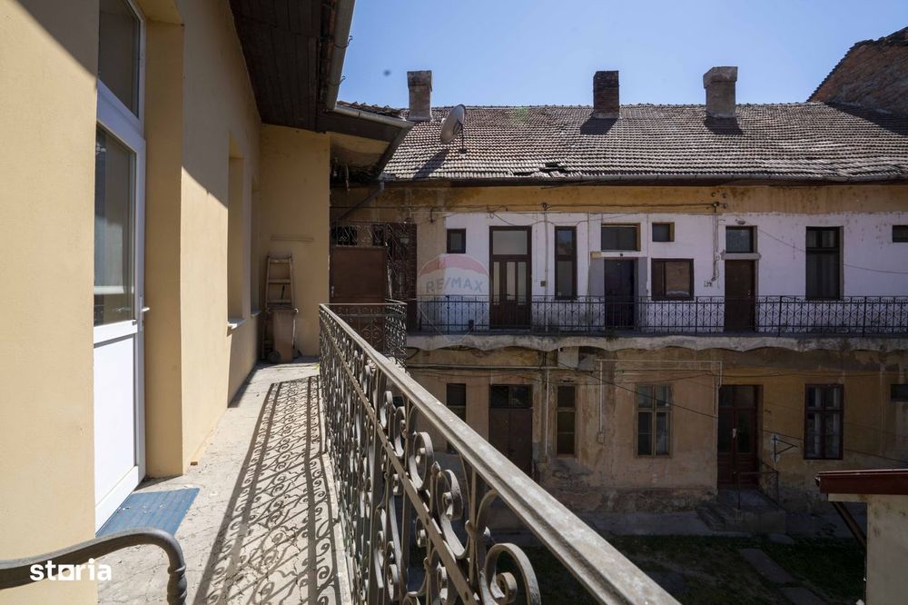 De vânzare apartament cu 2 camere Ultracentral, Piața Gojdu