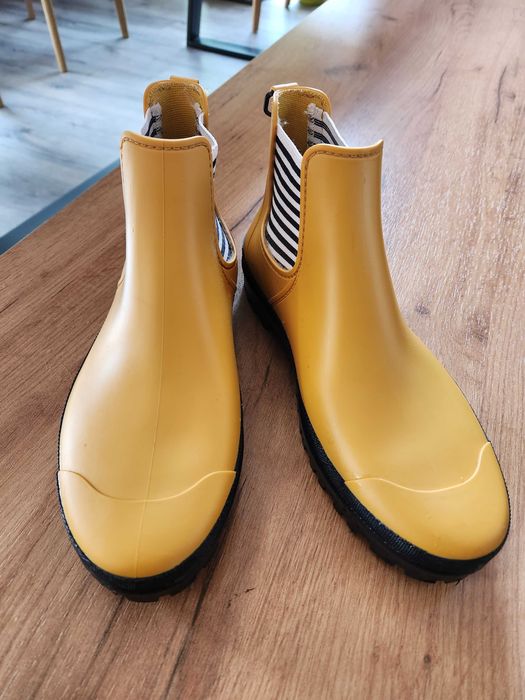 Маркови гумени боти