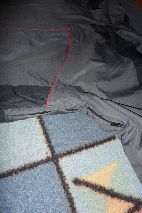 Vand Geaca Vector groasa ideala de iarna Marimea L