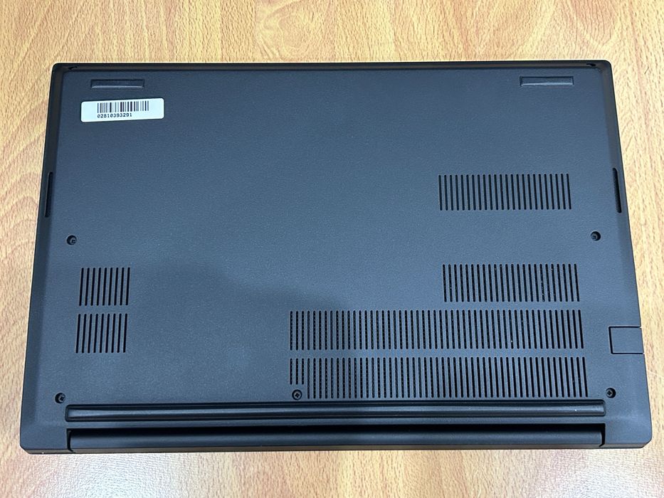 Като нов! Лаптоп Lenovo ThinkPad E14 Ryzen 7/40GB/512GB с 3 мес. гар.