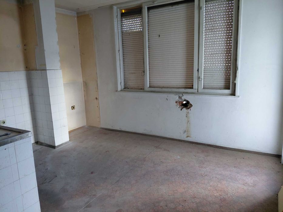 Продава 85 кв.м, района на Терамол Габрово