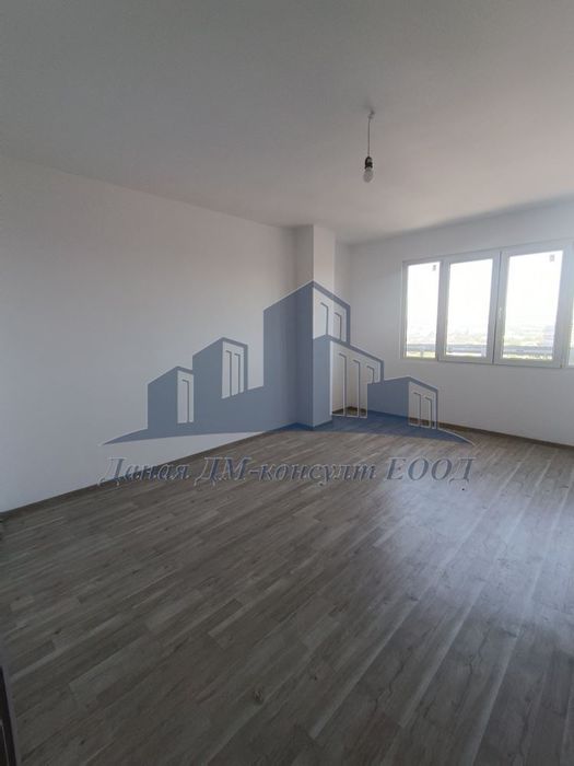 Продава се Тристаен апартамент в Шумен, Център - 70 кв.м за 1727 €/кв.м - Снимка #5