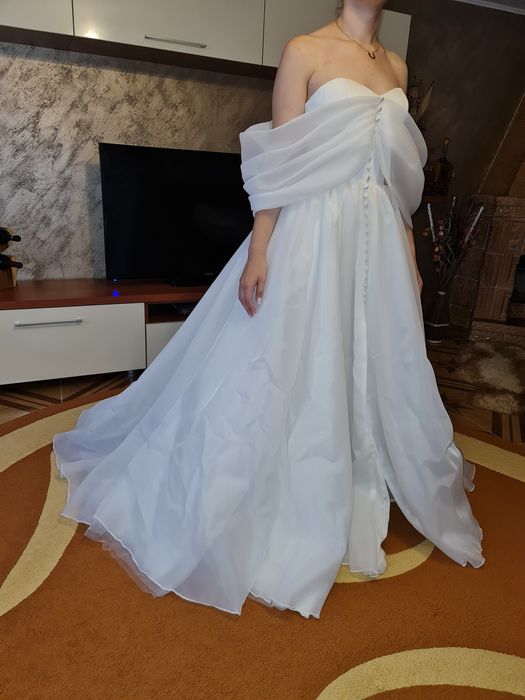 Rochie de mireasa noua