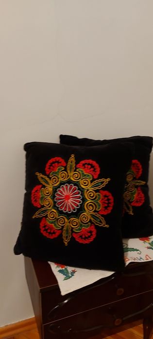 Подушка янги жуда чиройли хохлаган вактда телефон килшингиз мумкун