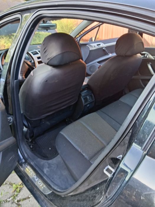 De vinzare Peugeot 407