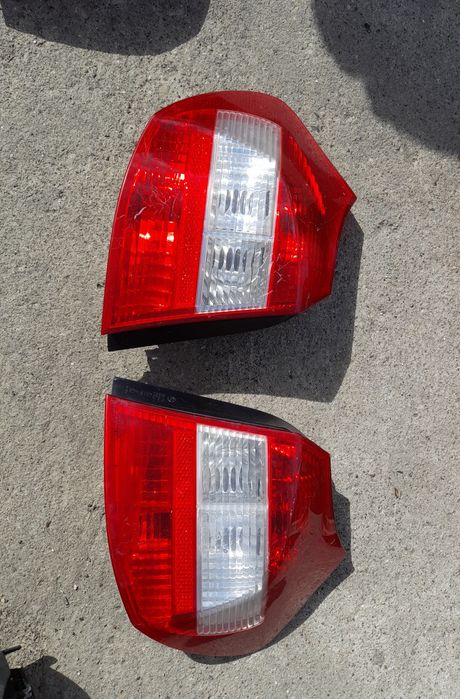 Stop stanga/dreapta Bmw Seria 1 E87 / E81