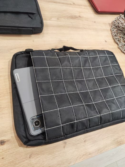 Чанта за лаптоп  .