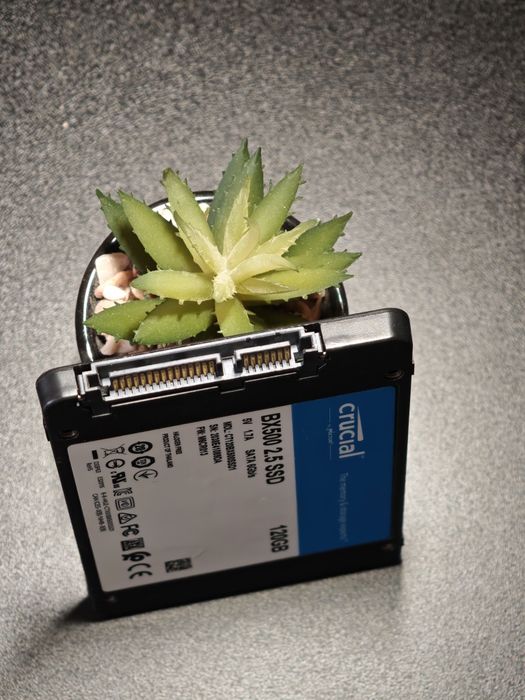 SSD Crucial 120gb