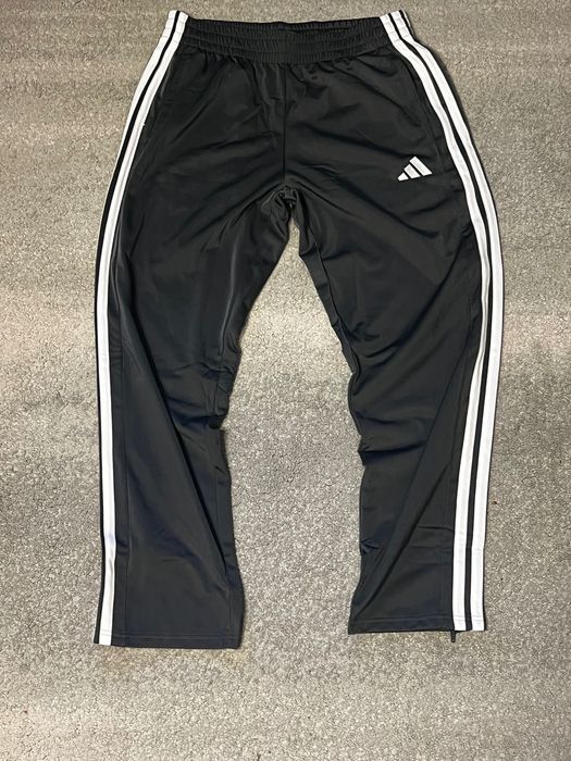 Pantaloni lungi baggy adidas