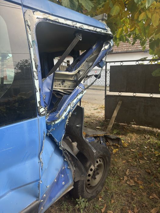 Renault Trafic 2008 diesel, 3.233 € — imagine 1