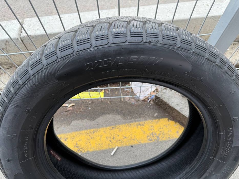 Продаю зимние шины в идеальном состояние