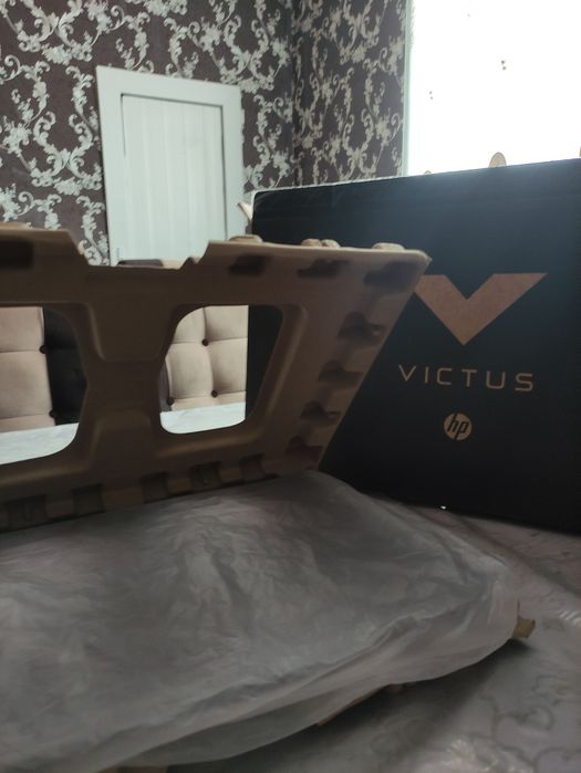 HP Victus 15-fa0031dx (i5-12450H | ОЗУ 8GB | 512 GB SSD | NVIDIA GeFor
