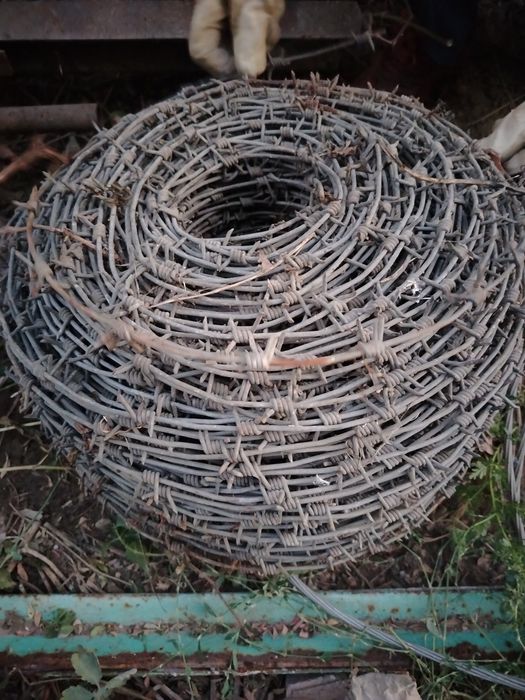 Колючая Проволока