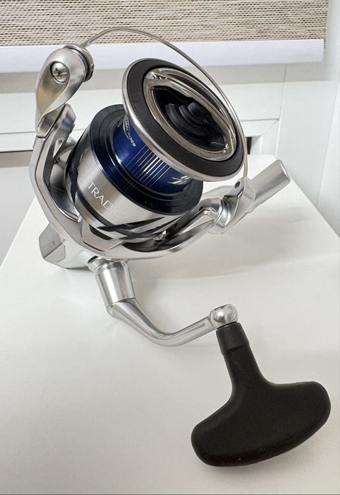 Mulineta(noua) Shimano Stradic FM 4000