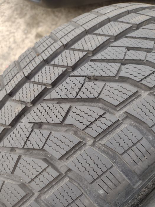 Нови 2бр.225/55/17 Falken HS02 pro dot2525