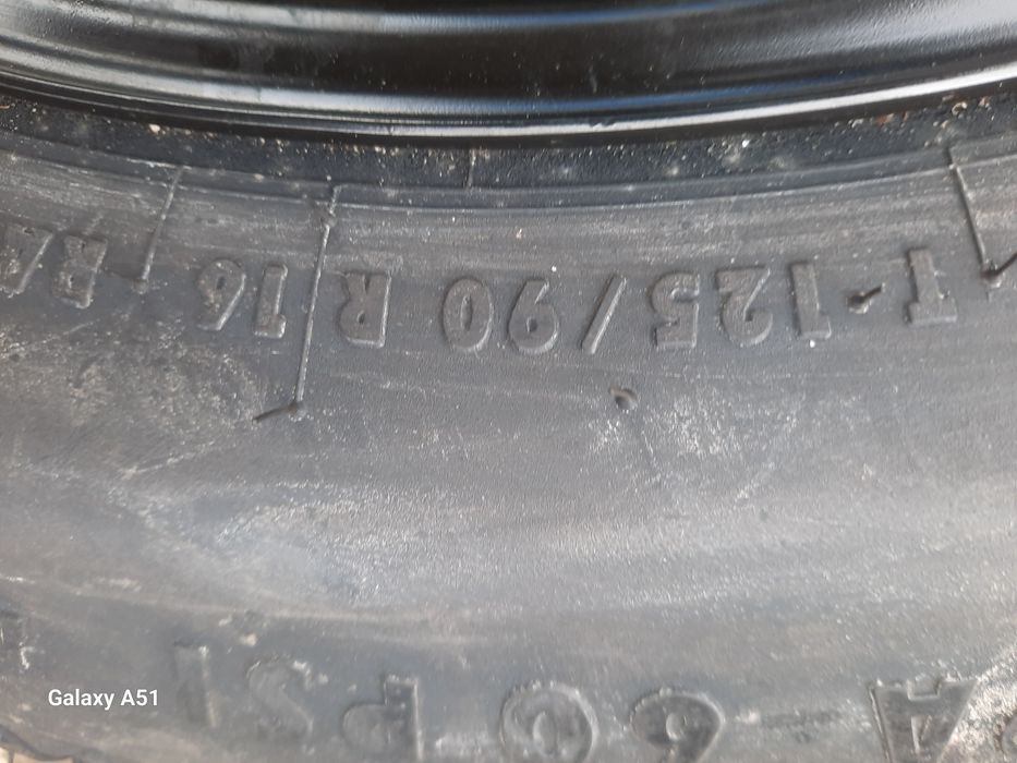 Резервна гума,патерица за МЕРЦЕДЕС